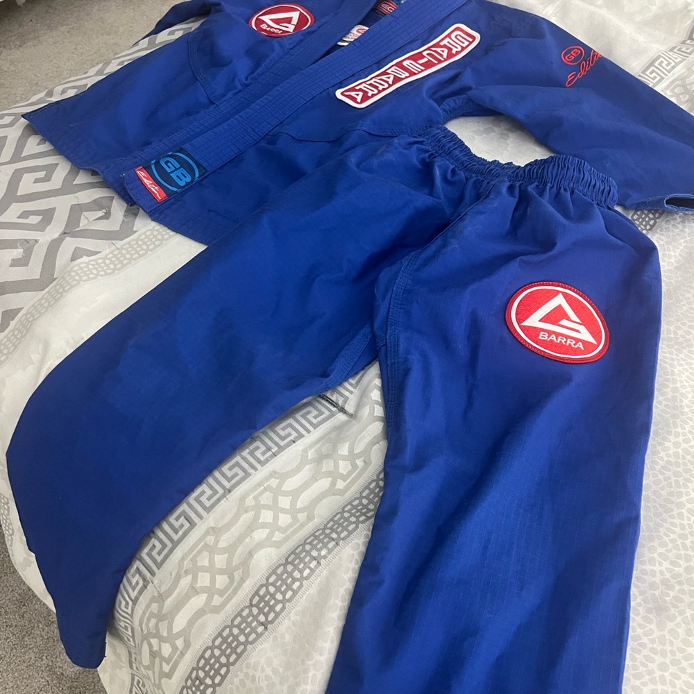 Gracie Barra Blue Jiu-Jitsu Gi Set